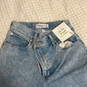 Abercrombie and Fitch the 90s straight ultra high-rise curve love jeans